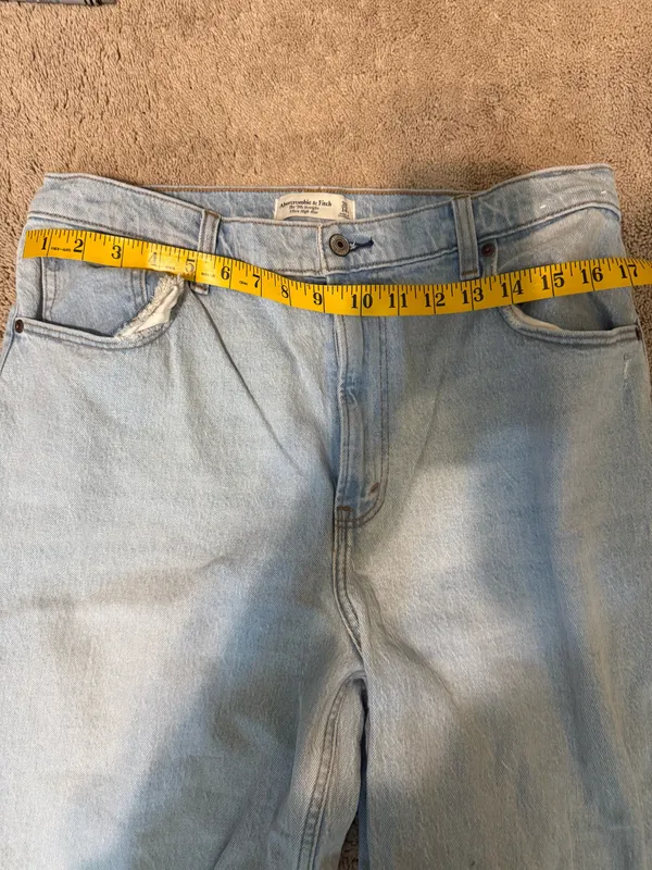 Abercrombie Jeans 90s Ultra High-Rise Straight - Image 3