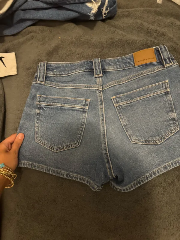 American Eagle Outfitters blue jean shorts with pockets - Image 5