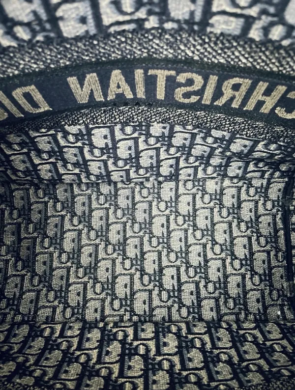 Christian Dior Tote Bag - Image 6