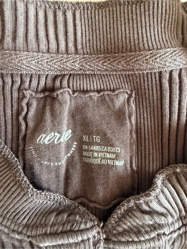 Aerie Road Trip Long Sleeve Henley Top Brown XL NWT - Image 7