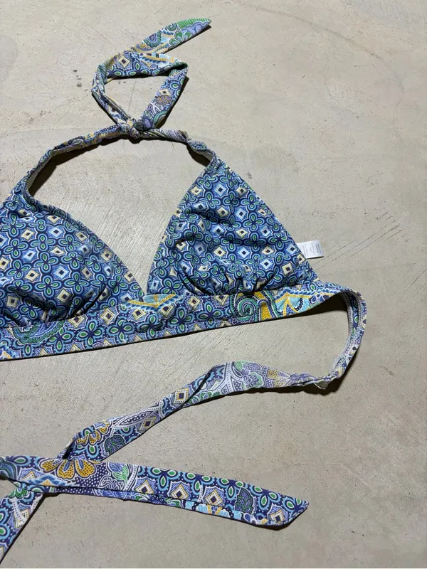 Athleta Blue Patterned Triangle Bikini Top small - Image 3