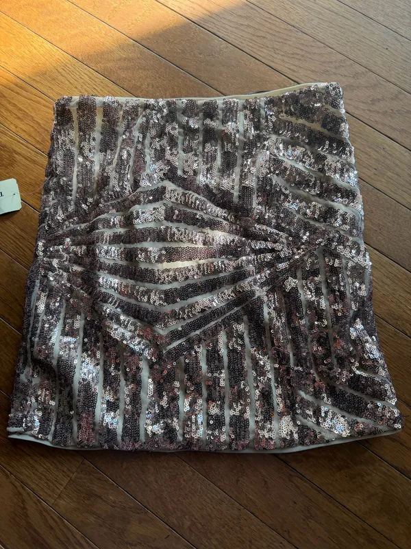 Forever 21 Sequin Skirt - Image 4