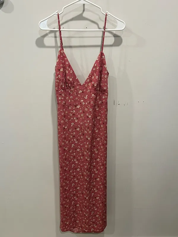 Forever 21 Rose-Pink Floral Midi Dress. Size large. Tie back detail. - Image 3