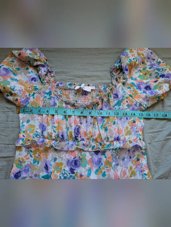 Astr The Label Floral Ballon Sleeve Midi Dress Medium Purple/White - Image 5