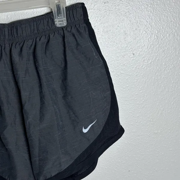 Nike Dri-Fit Women Black/Gray Running Athletic Shorts‎ size M - Image 3