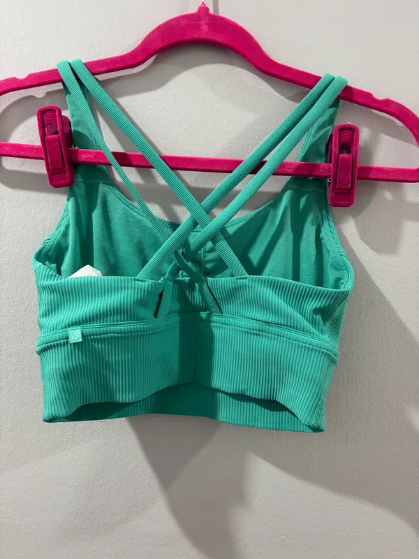 Lululemon Sports Bra Size 6 - Image 2