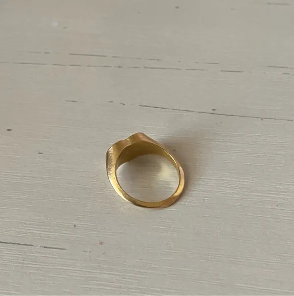 Madewell NWOT 10k gold plated signet heart ring - Image 2