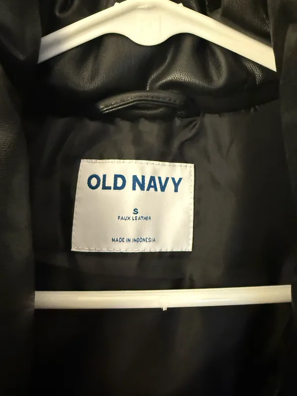 Old Navy Leather Vest Faux - Image 3