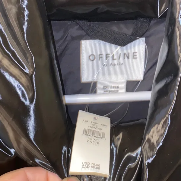 NWT!! Offline by Aerie Shiny Black Women's Puffer Vest Size XXL - Image 4