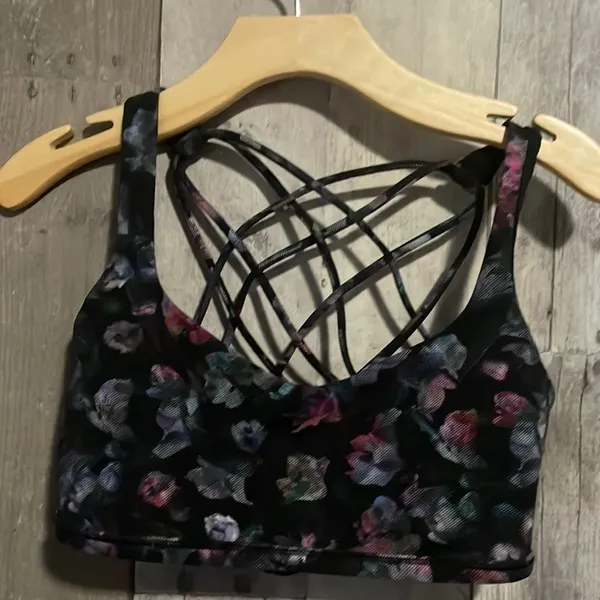 Lululemon Free to be Wild Activate Floral Multi Bra - Image 2