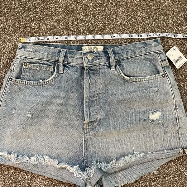 Free People Fox Trott‎ Denim Shorts - Image 6