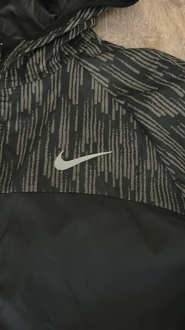 Nike Running Windbreaker - Image 3