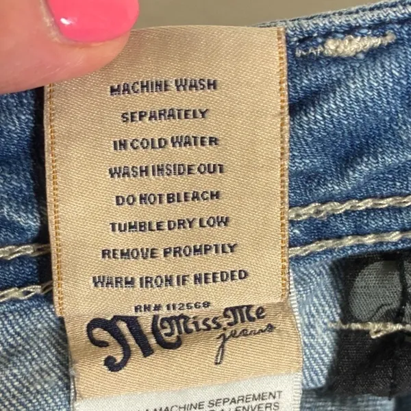 Miss Me JP4369-2L Womens 30 Light Wash Distressed Fleur De Lis Bootcut Jeans - Image 5
