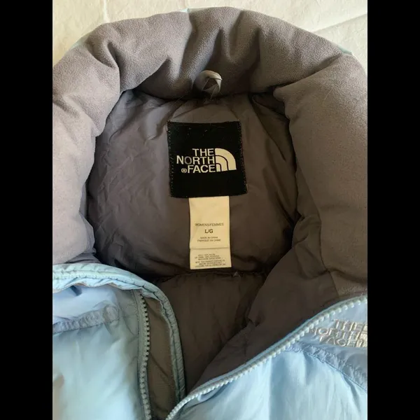 The North Face Puffer Jacket - Image 3