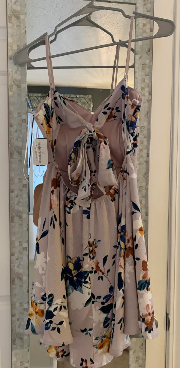 Windsor Lilac/Light Purple Floral Tie-Back Bow Mini Dress - Image 4