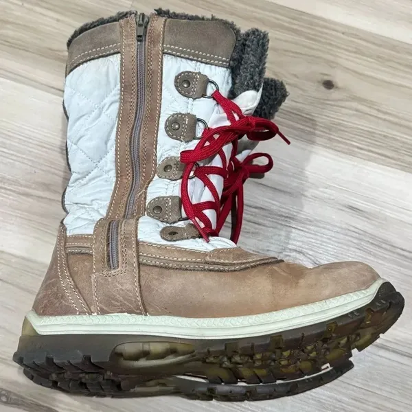 Santana Canada Mirabelle Ice/Glace Snow Boots Women’s 9 (39) - Image 2