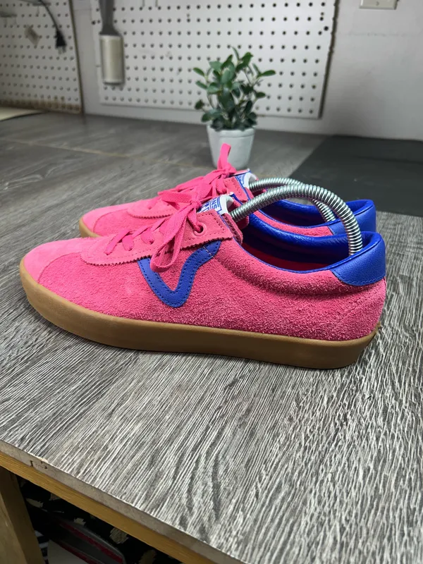 Vans men’s sport low bambino honeysuckle suede sneakers Sz 10 - Image 4