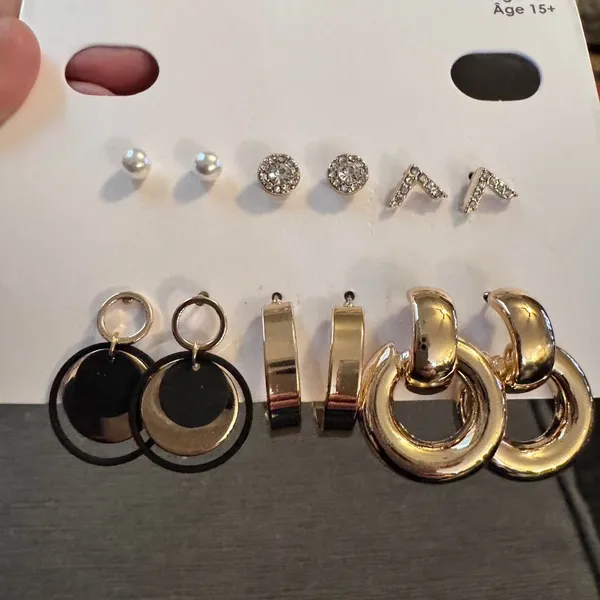 GAP Jewelry & Hair Clip Bundle NWT Gold Hoops Stud Earrings Hair Barrette Set - Image 3