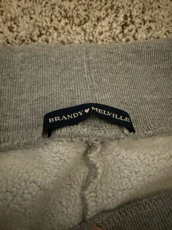 Brandy Melville Priscilla Pants Flare - Image 3