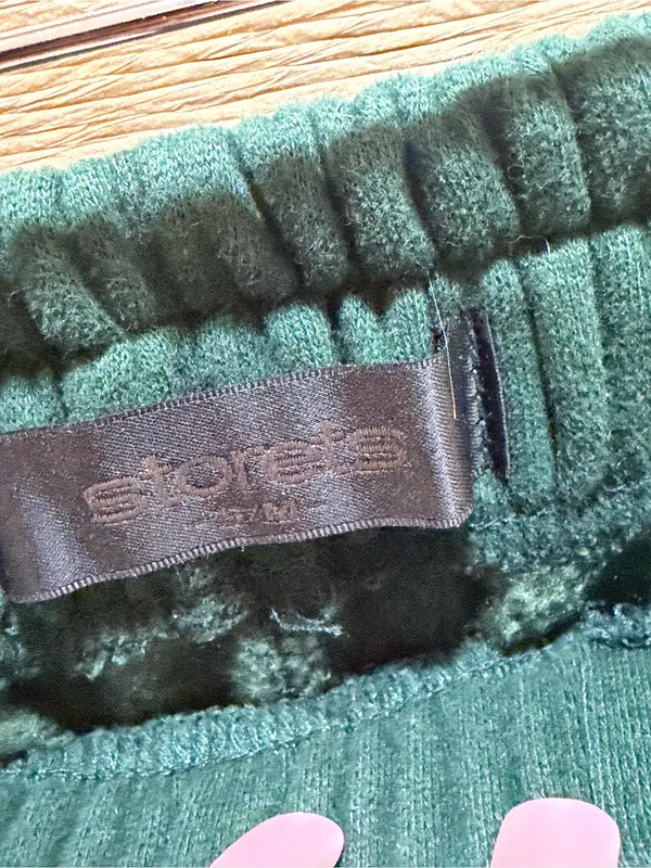 Stores Lexi Brushed Dark Green Relaxed Jogger Pants S/M - Image 3