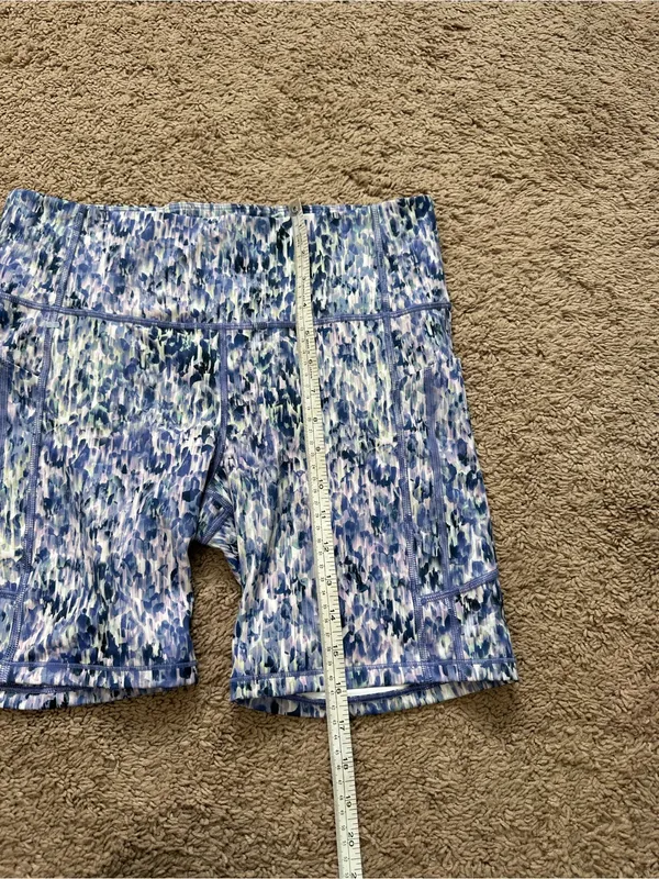 Athleta Ultimate Stash 7” Athletic Bike Shorts Size L - Image 6