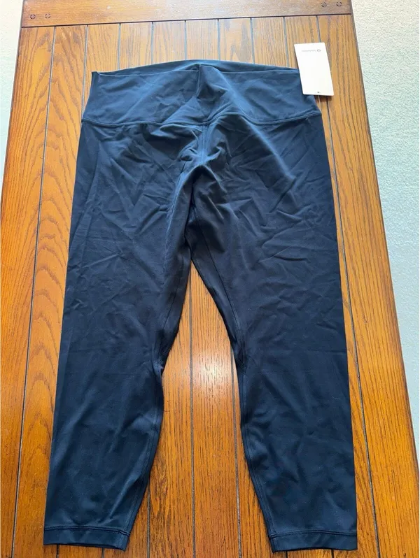 Lululemon Align High Rise 25” Black Size 18 NWT - Image 3