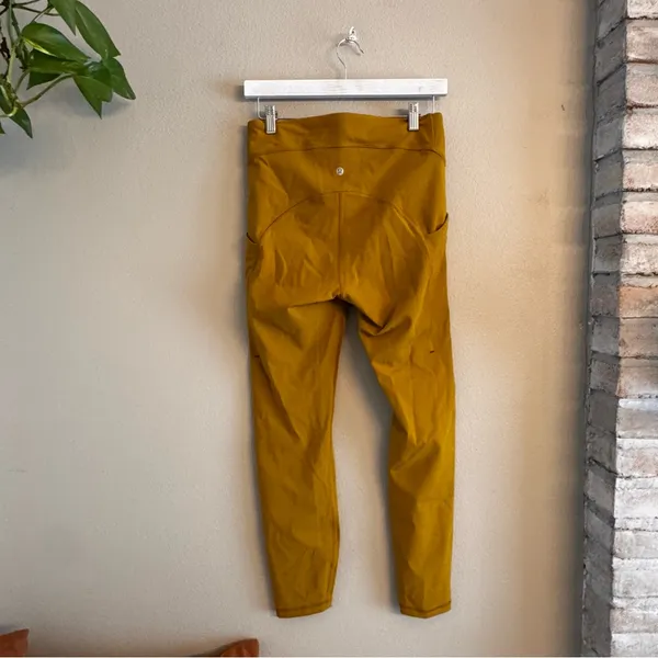 LULU🍋 Power Thru High-Rise Tight 25"‎ - Gold Spice - Image 3