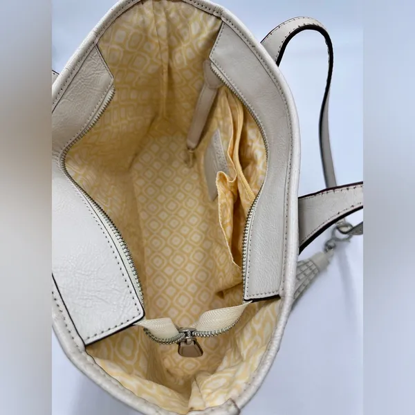 Brighton Cream Floral Medium Size Shoulder Bag - Image 9