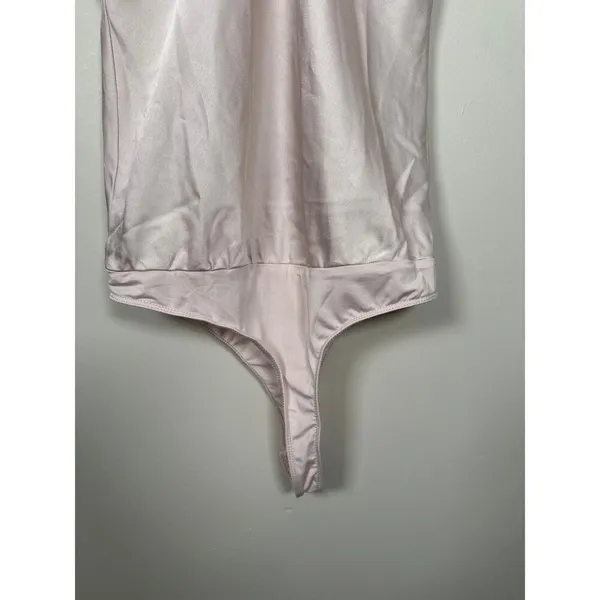 Astr the Label NEW Blush‎ Pink Cami Style Bodysuit Champaign Sz Small Balletcore - Image 7