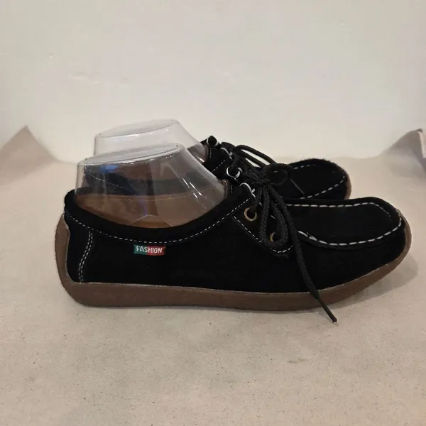 Black Leather Moccasin Sneakers Lace Up Comfort Suede Boho Indie Western 7.5 - Image 4