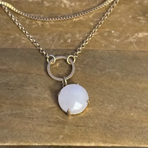 Gold tone multi layered chain rose quartz pendant necklace - Image 4