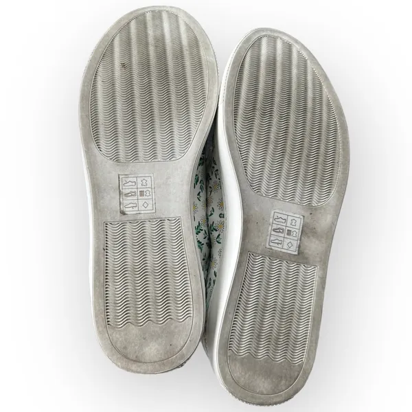 Jack Rogers Rory Daisy Print Sneakers - Image 13