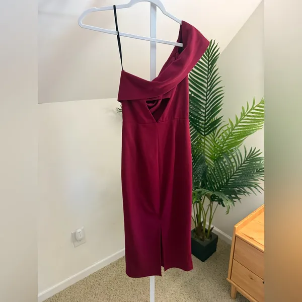 Katie May Apollo Burgundy dress 4‎ - Image 4