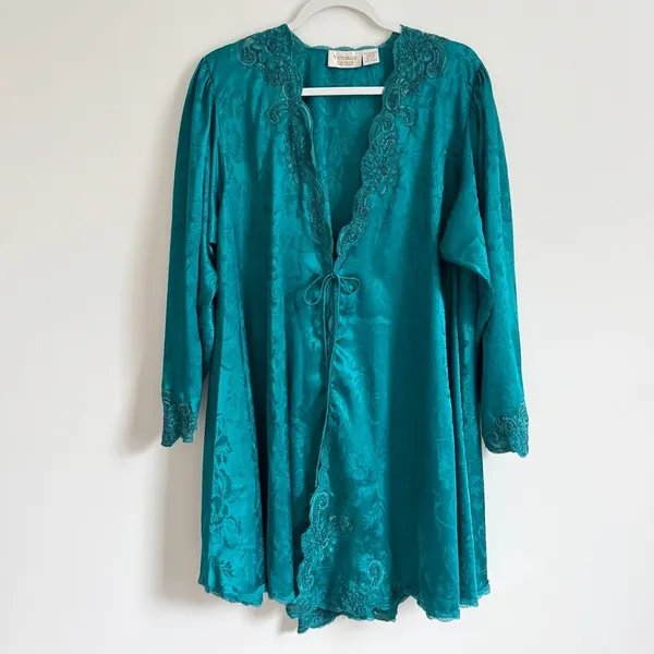 Y2K Victoria’s Secret Robe Floral Embroidered Beaded Size M/Large Teal Blue VTG - Image 2