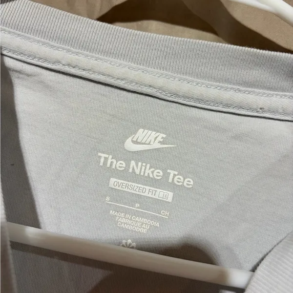 Nike long sleeve - Image 2