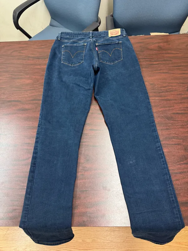 Levi’s Classic Mid Rise Skinny Jeans Size 12 Long - Image 3