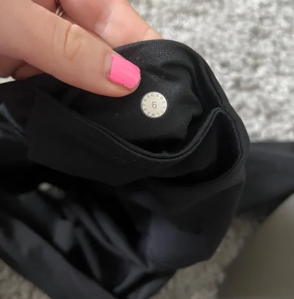 Lululemon Wunder Under Leggings 28” Size 6 - Image 5