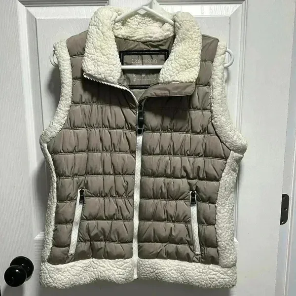 Calvin Klein Tan And Cream Sherpa Vest - Image 3