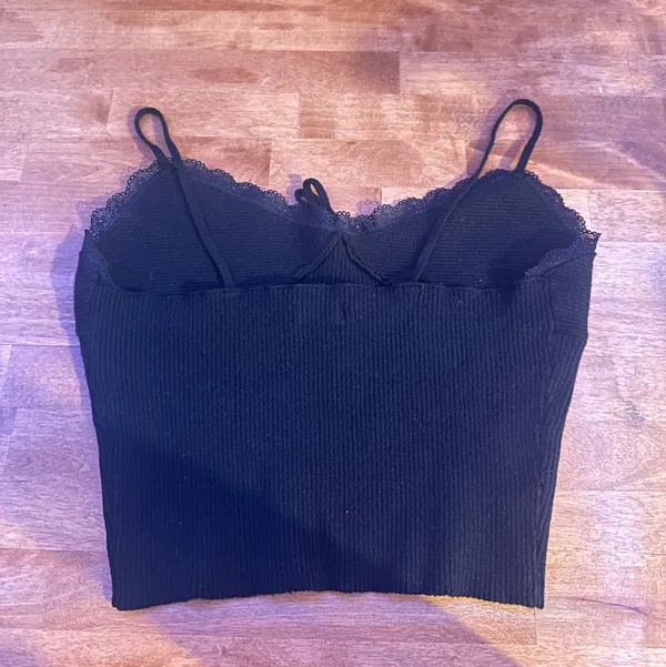 LA Hearts Black Crop Top Medium  - Image 2