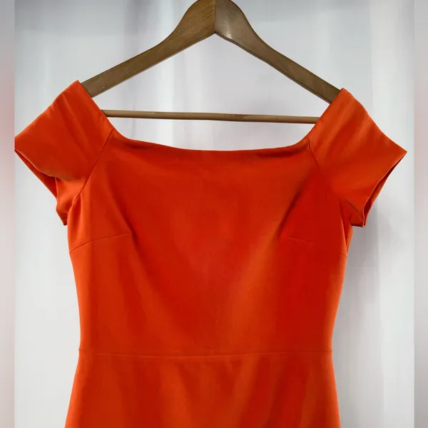 Alice + Olivia‎ Boat Neck Cap Sleeve Sheath Dress in Orange Size 6 - Image 2