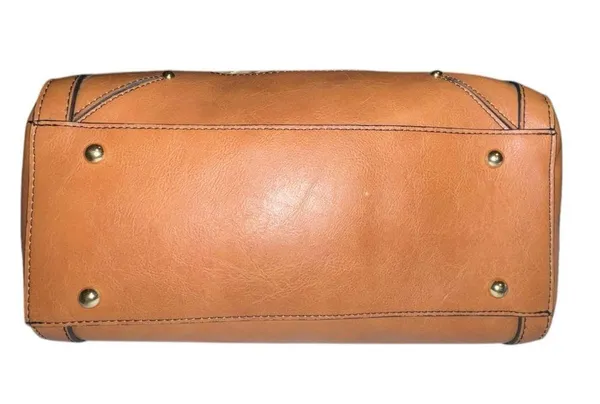 London Fog Tan and Brown ostrich top Women's Bag - Image 7
