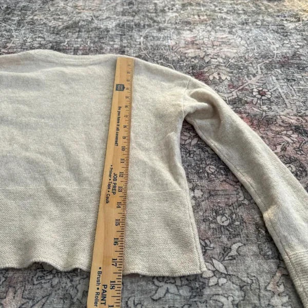 BRODIE Fine Cashmere Cropped Crew Neck Long Sleeve Sweater Light Beige Size S‎ - Image 5