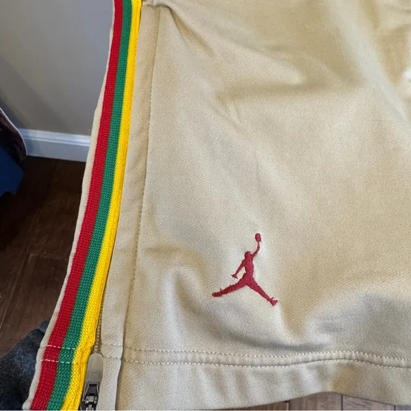 VINTAGE Jordan Womens TRACK Pants Large/Medium Tan, Red, Green,‎ Yellow Dri-Fit - Image 2