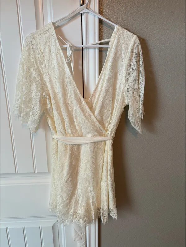 White laced romper Size L - Image 3