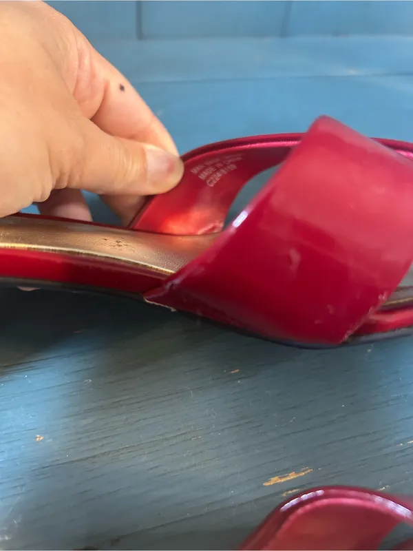 A/M by Eva Martino Red Patent Leather Crisscross Low Heel Mules | Size 9.5 - Image 8