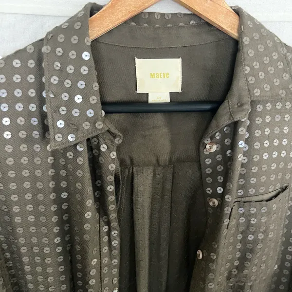 Anthropologie Maeve Olive Green Button Down Sequin Shirt Size XS - Image 7