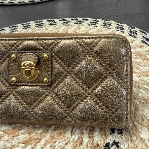 Marc‎ Jacobs Quilted Metallic Bronze Leather Zip Around Continental Wallet - Image 6