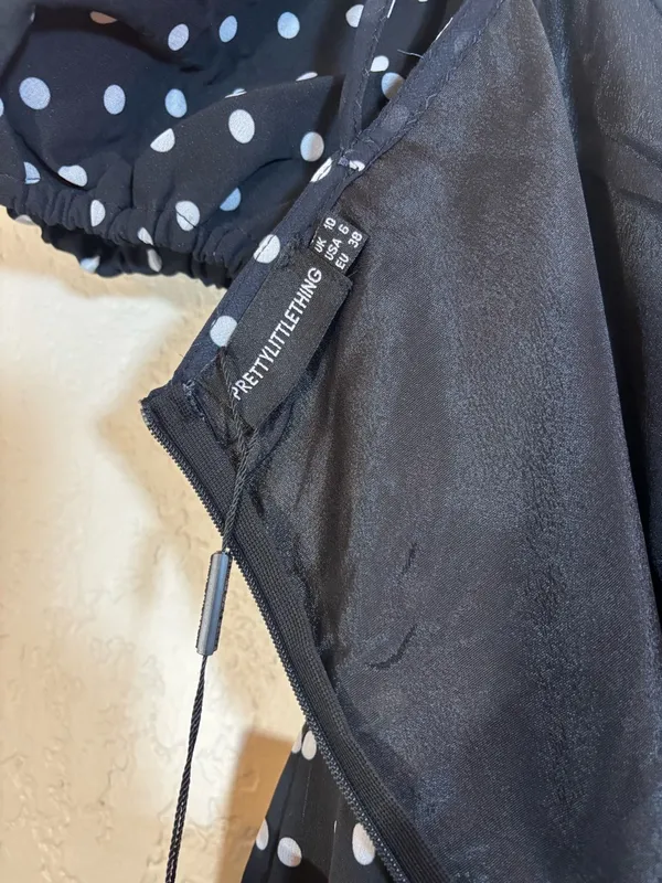 Pretty Little Thing Black Polka Dot Puff Sleeve Off Shoulder Midi Dress Size 6 - Image 9