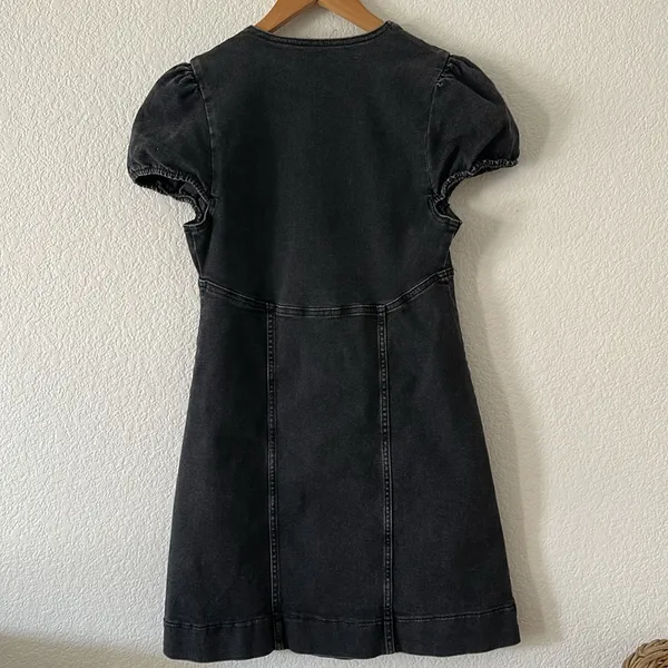 FREE PEOPLE something sweet v neck Black Denim Mini Dress with Puff Sleeves sz 4 - Image 4