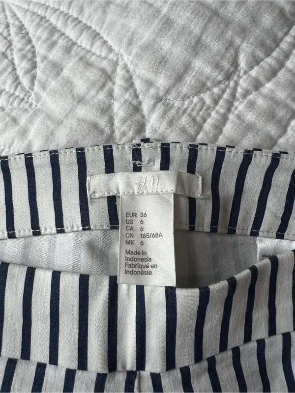 H&M Striped Navy & White Slim Ankle Pants - Image 5